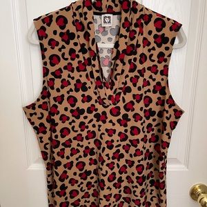 🎉 2 for $10 🎉 Fun leopard print top sz xl